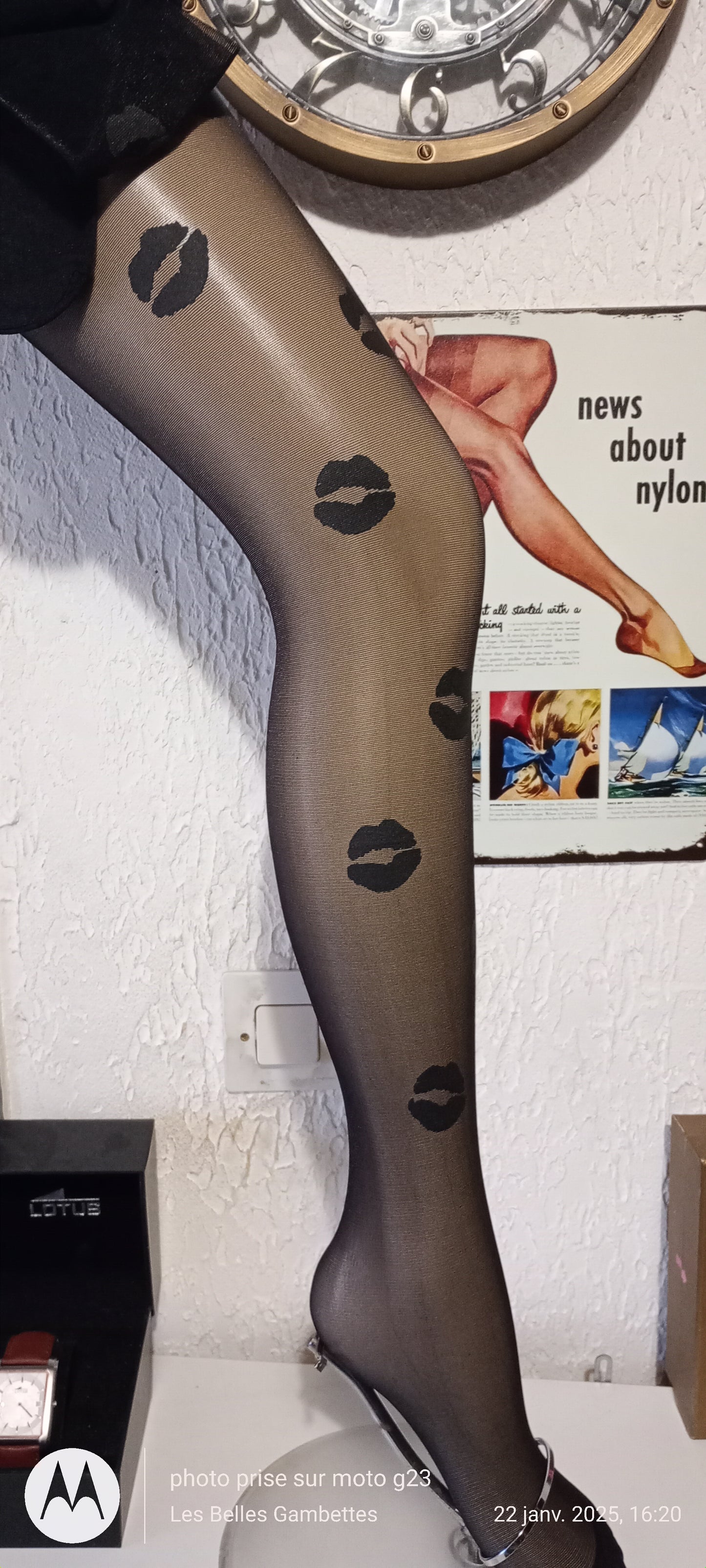 Collant Fin Noir Fantaisie Motif Lèvres Taille Unique S/M