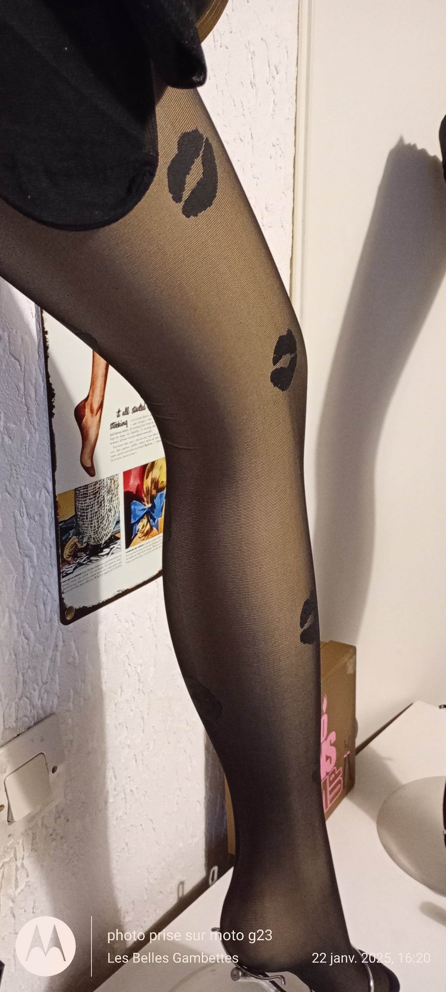 Collant Fin Noir Fantaisie Motif Lèvres Taille Unique S/M