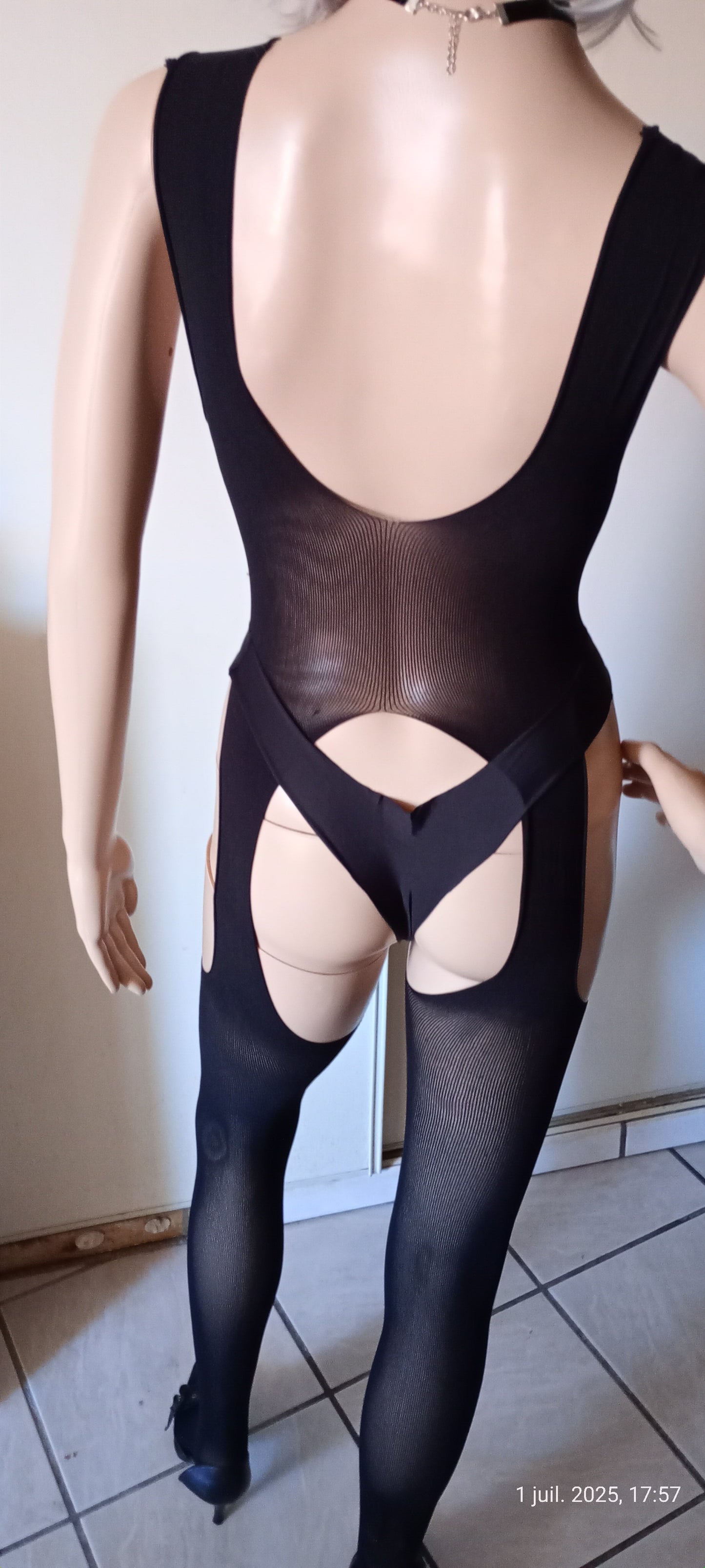 Combi-collant ou Bodystocking Opaque Rouge ou Noir Taille Unique